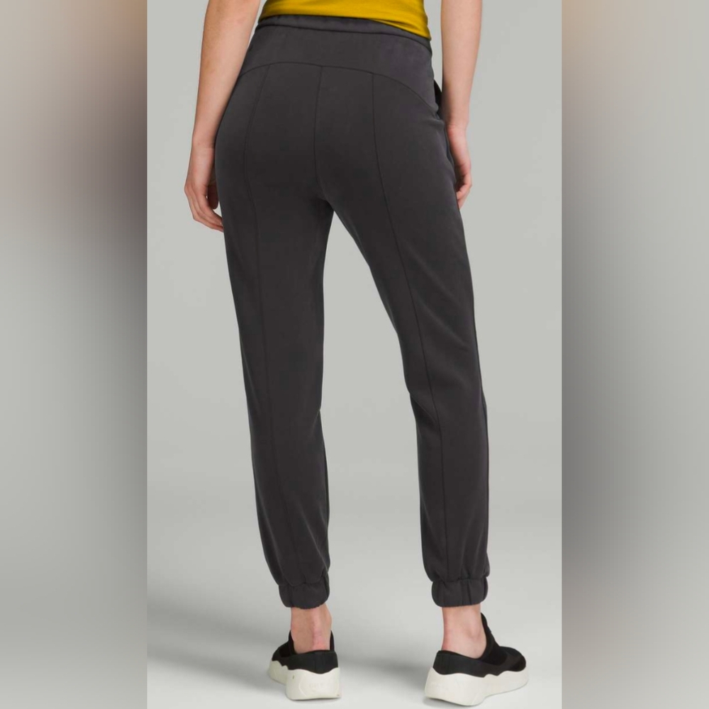 Lululemon Softstreme Relaxed High-Rise Jogger Pant Black Size 6